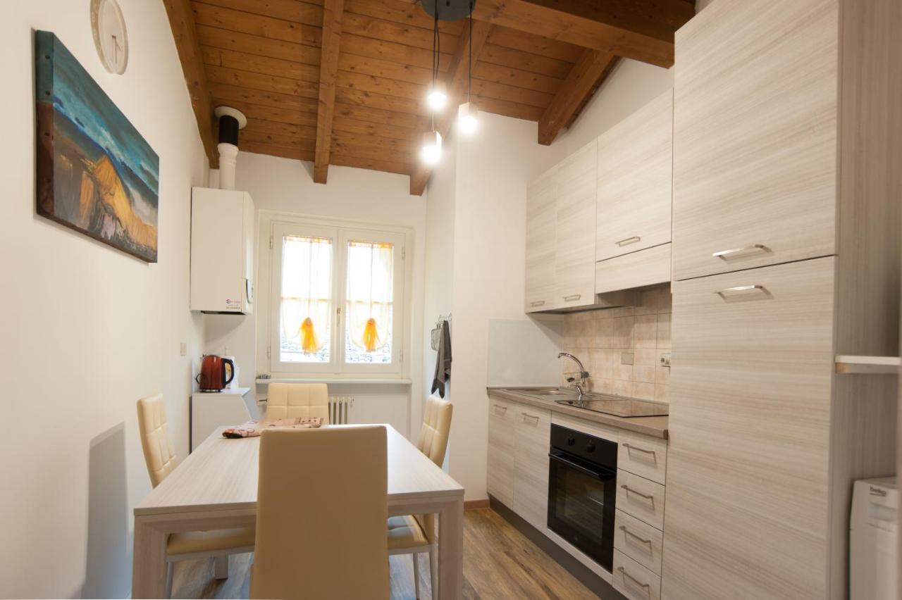 Il Borgo Appartamento Luca 帕爾馬 外观 照片