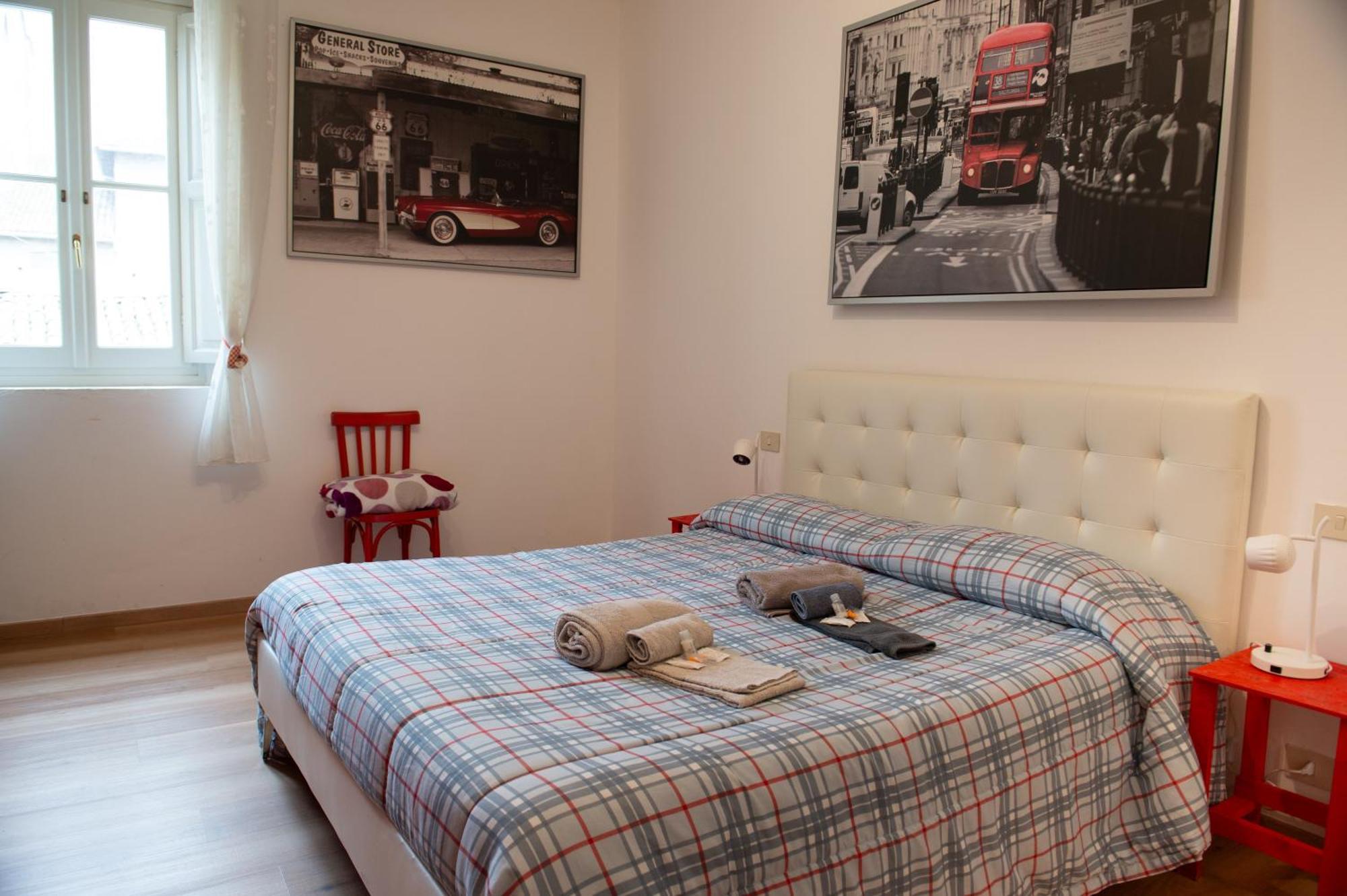 Il Borgo Appartamento Luca 帕爾馬 外观 照片
